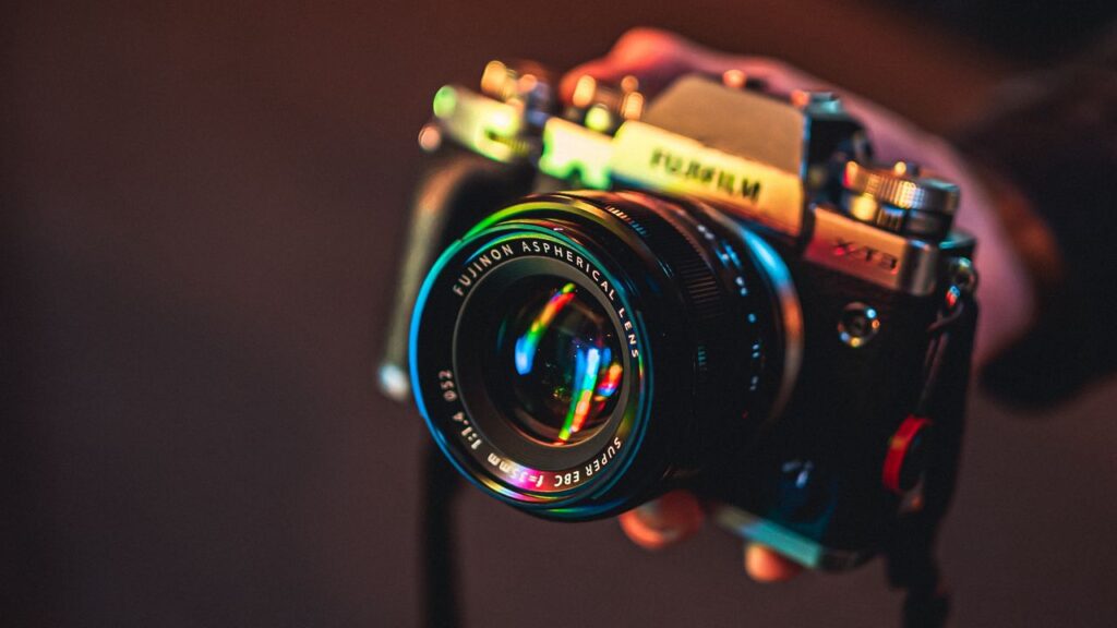 camera glare reflection 195277 1280x720